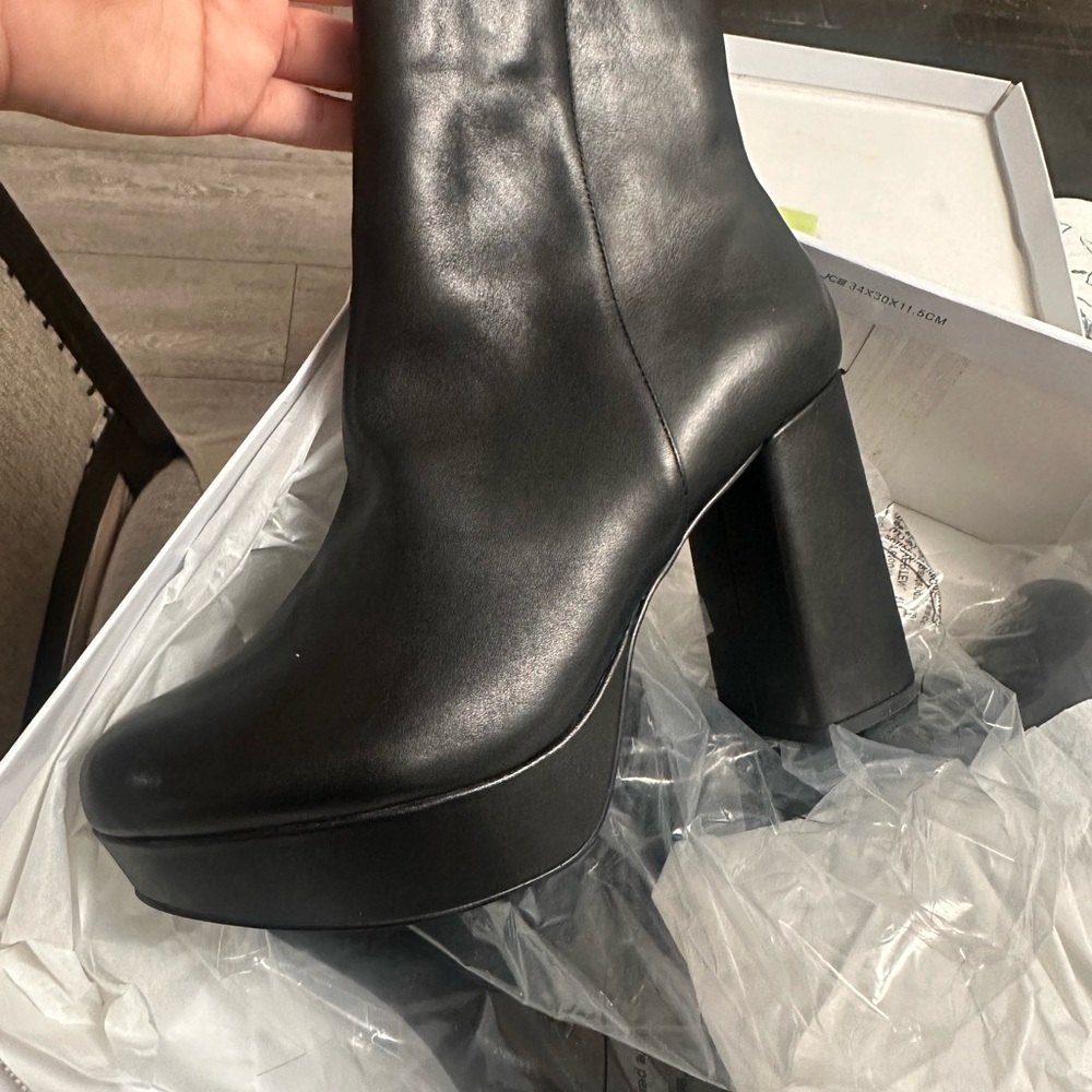 Steve Madden Black Ankle Booties